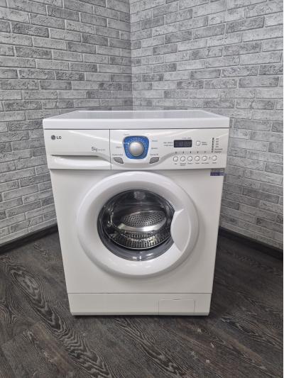 Стиральная машина LG WD 80150 N 